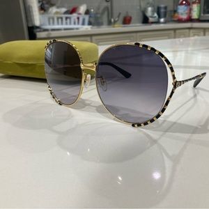 Gucci sunglasses